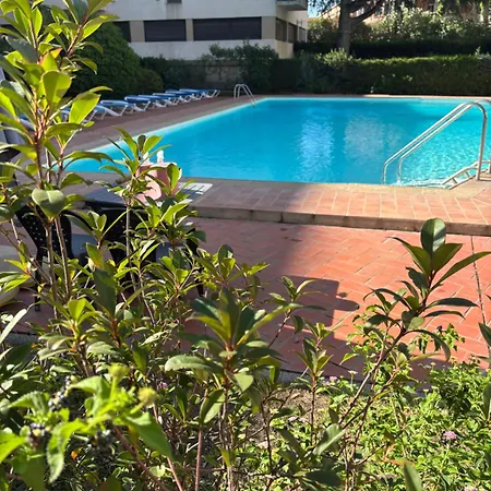 Lägenhet Avec Balcon, Piscine Et Garage Prive *