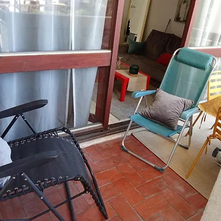 Avec Balcon, Piscine Et Garage Privé * Perpignano